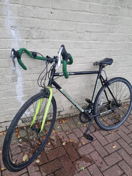 Buy & Sell West London Yeading - West London - Photos for Green Adult Bike