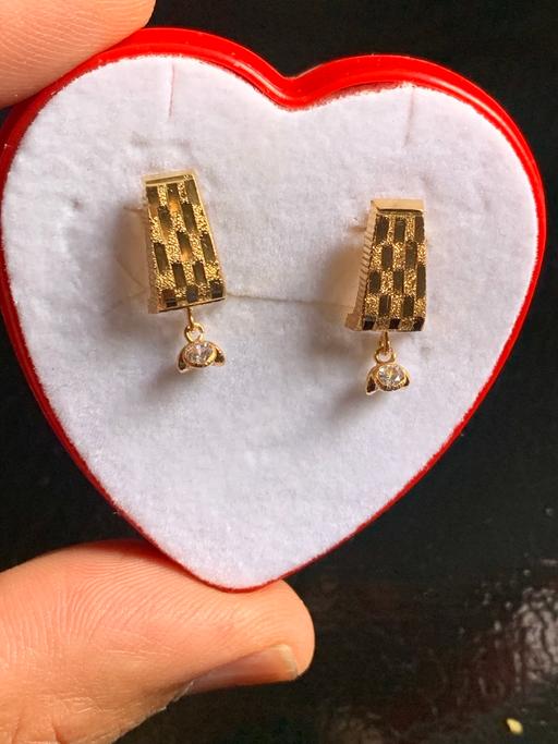 Buy & Sell North London Enfield - Photos for 22 Ct gold earrings ( no offer)