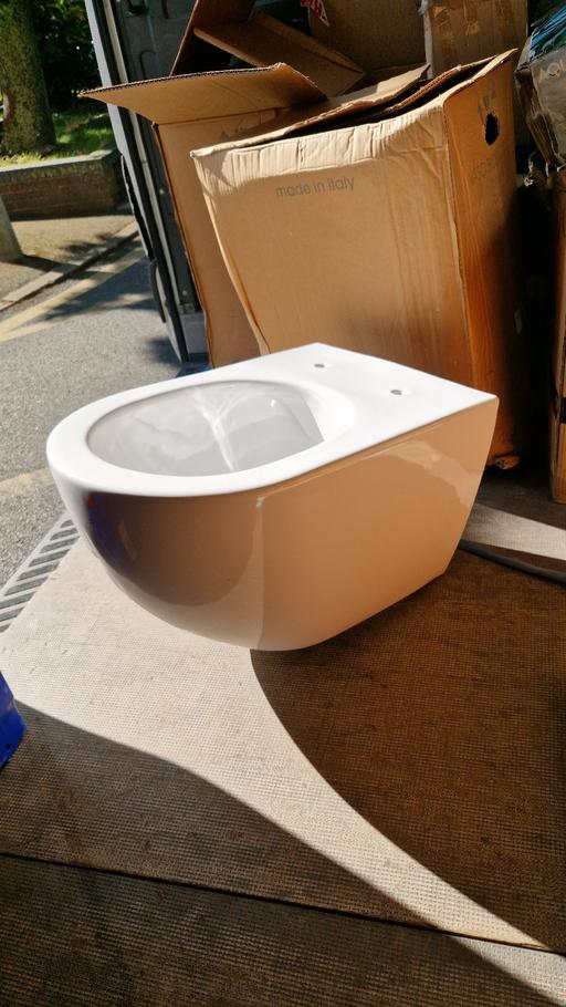 Buy & Sell South East London Elmstead - South East London - Photos for Brand New Toilet for Sale – Qty 2 Avaiable