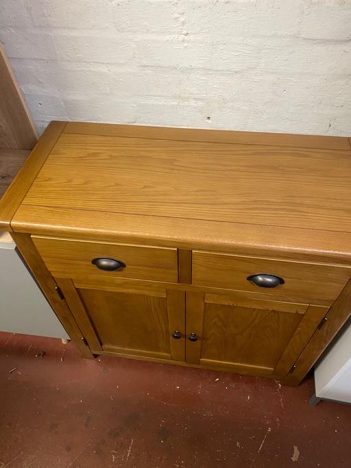 Buy & Sell Warwickshire Warwick - Photos for Kent Small Solid Oak & Oak Veneer Sideboard