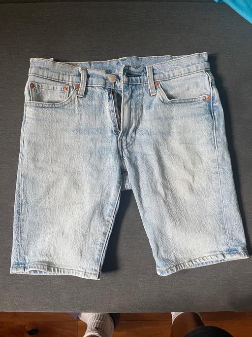 Buy & Sell North West London Brondesbury - North West London - Photos for Levi’s shorts (29”)