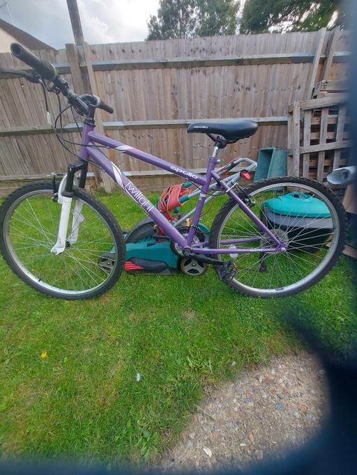 Buy & Sell North West London Harrow - Photos for Apollo Twilight girls Purple Mountain Bike