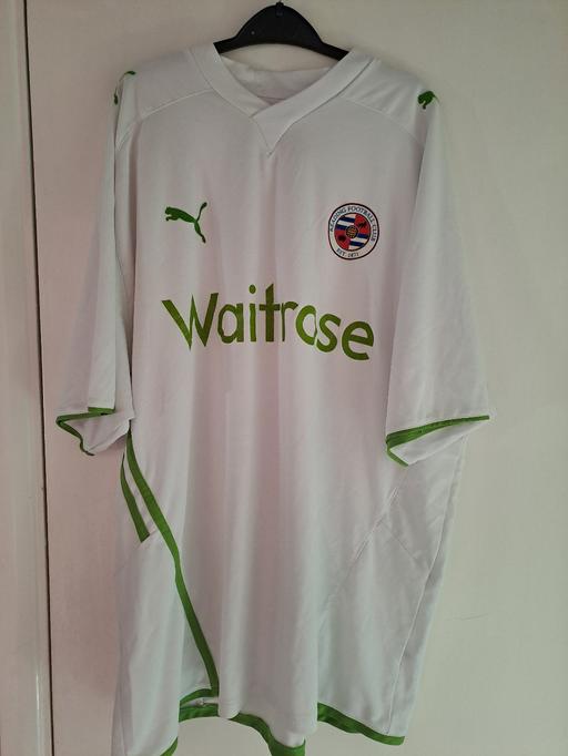 Buy & Sell Reading Earley - Reading - Photos for Reading Fc 08/09 away shirt