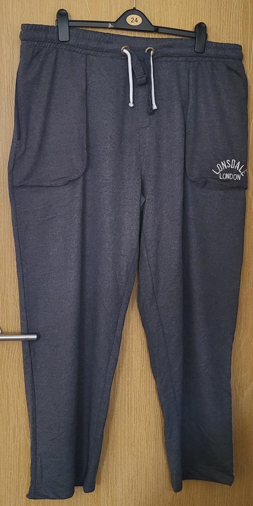 Buy & Sell West Midlands Wolverhampton - Photos for Men's Lonsdale Grey Joggers Size 4XL.