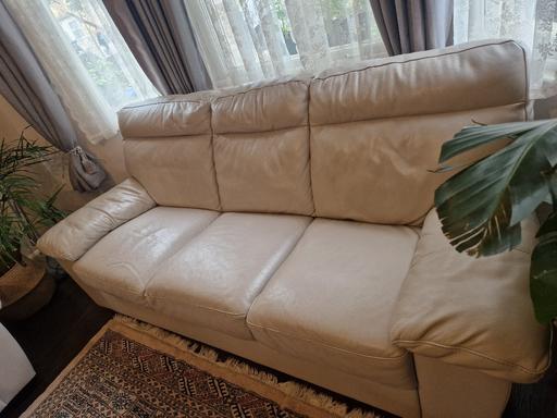 Buy & Sell North West London Stonebridge - North West London - Photos for Beige leather 3 seater sofa