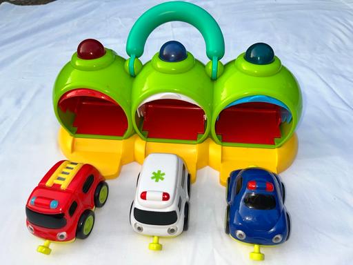 Buy & Sell Kent Sevenoaks - Photos for ELC Whizz World Emergency Vehicles Garage