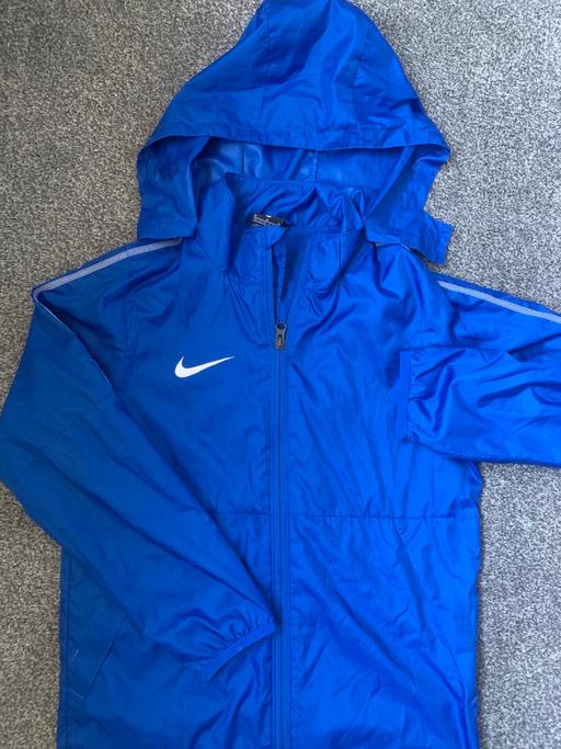 Buy & Sell South West London Roehampton - South West London - Photos for Blue Nike windbreaker