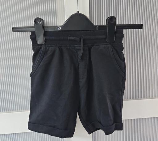 Buy & Sell Halton Manor Park - Watford - Photos for Age 5-6 NEXT black shorts