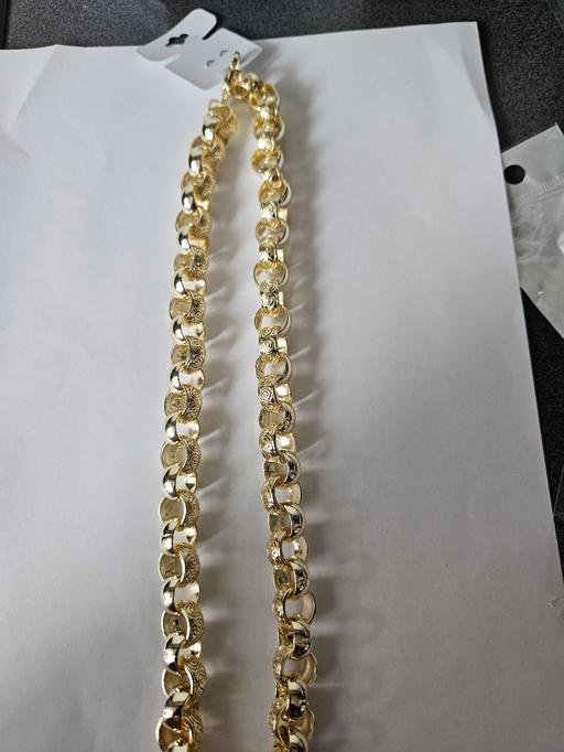 Buy & Sell South East London Waddon - Croydon - Photos for Heavy duty carve big gold plated men chain