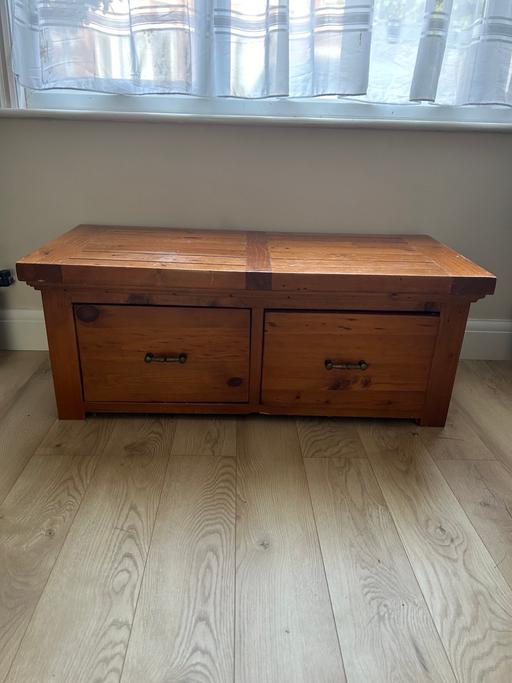 Buy & Sell North West London Hendon Central - North West London - Photos for Wooden Side Bench with Storage