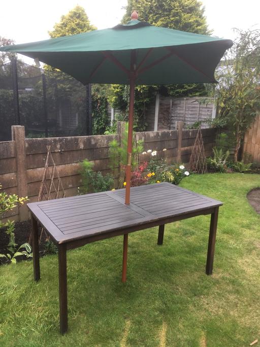 Buy & Sell West Midlands Walsall - Photos for Patio Table and Umbrella