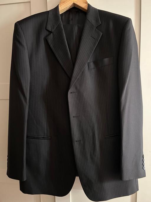 Buy & Sell East London Upton Park - East London - Photos for Mens Suit size 42