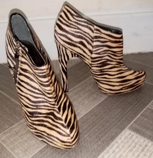 Buy & Sell South Yorkshire Barnsley - Photos for Kurt Geiger Animal print Ankle boots