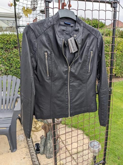 Buy & Sell West Midlands Wolverhampton - Photos for BRAND NEW Ladies Leather style jacket