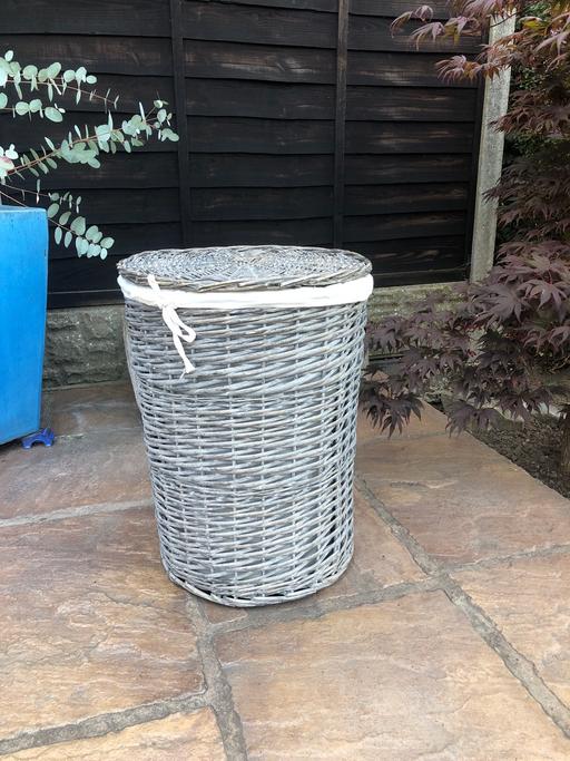 Buy & Sell Leicestershire Hinckley and Bosworth - Photos for Wicker laundry basket ( grey)