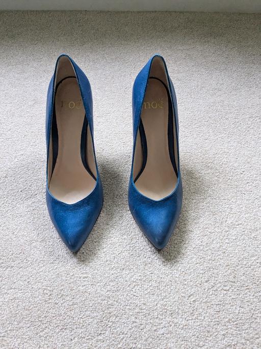 Buy & Sell Surrey Tandridge - Photos for Noë Handmade Blue Leather Heels - Size 4.5