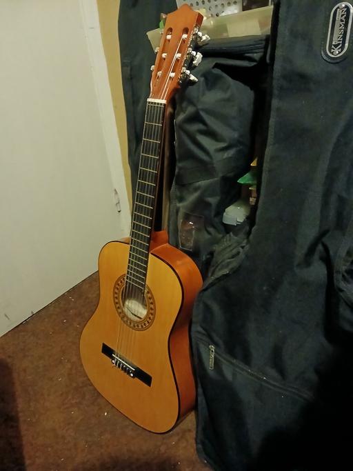 Buy & Sell North West London Queen`s Park - North West London - Photos for classical guitar