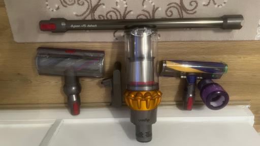 Buy & Sell North London Enfield - Photos for Dyson V15 Detect