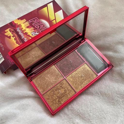 Buy & Sell Central London - Photos for Sleek MakeUP Highlighting Palette