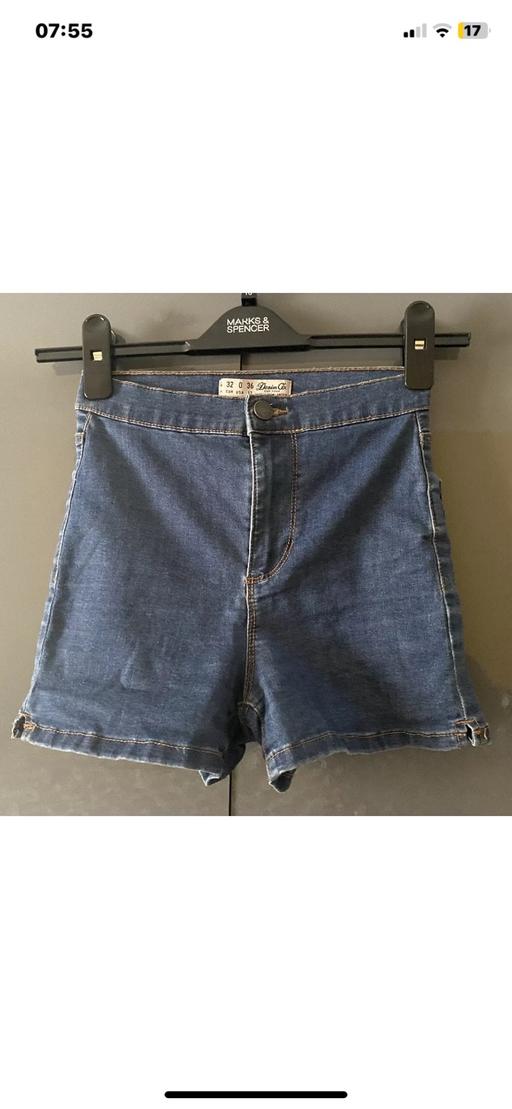 Buy & Sell Kent Medway - Kent - Photos for 💕STRETCHY DENIM FASHION SHORTS💕