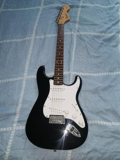 Buy & Sell Bedfordshire Bedford - Photos for Fender guitar