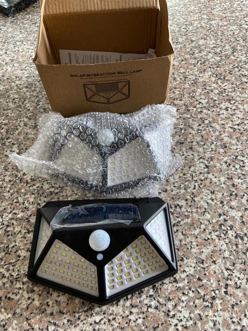 Buy & Sell Warwickshire North Warwickshire - Photos for Led 100 solar wall light 3 modes sensor new