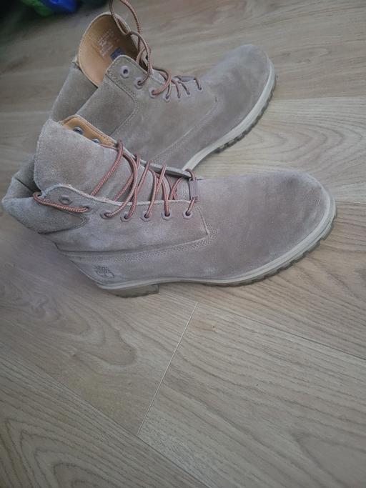 Buy & Sell Barking and Dagenham - Photos for Timberland Boots (Rare Colour)