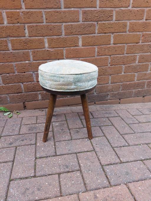 Buy & Sell West Midlands Birmingham - Photos for Vintage stool