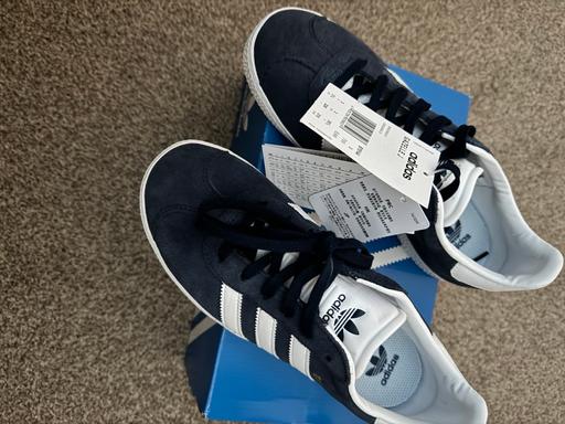 Buy & Sell Buckinghamshire Milton Keynes - Photos for Adidas gazelle trainers -size 3