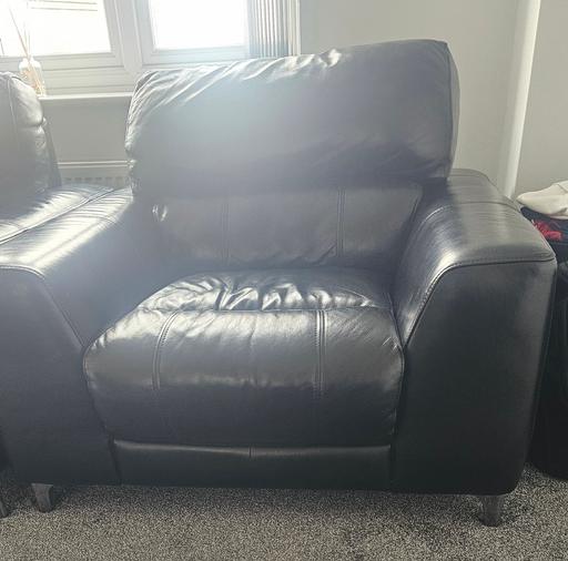 Buy & Sell Lancashire Pendle - Photos for Black real leather sofa chair