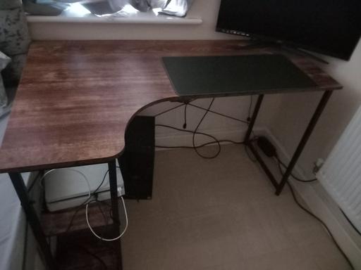 Buy & Sell East London Blackhorse Road - East London - Photos for wooden desk