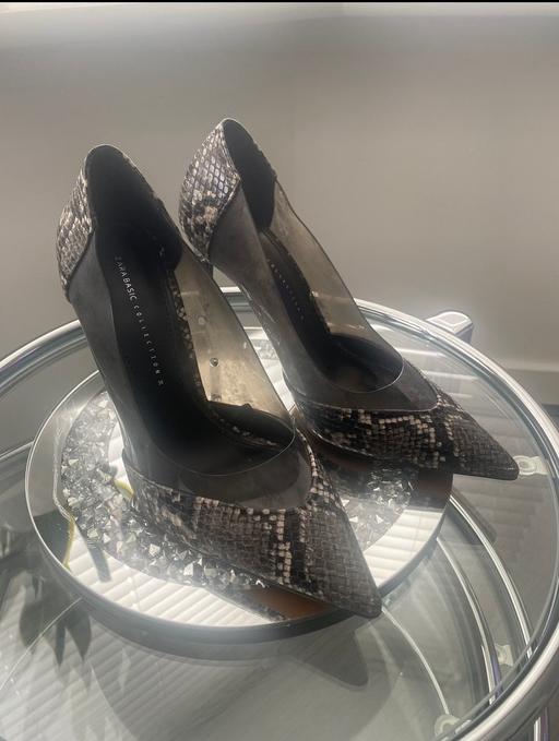 Buy & Sell Staffordshire Cannock Chase - Photos for Snakeskin heels