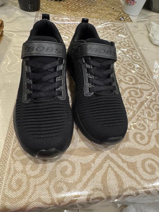 Buy & Sell Surrey Epsom and Ewell - Photos for Sketchers size2 non-marking black SchoolShoes