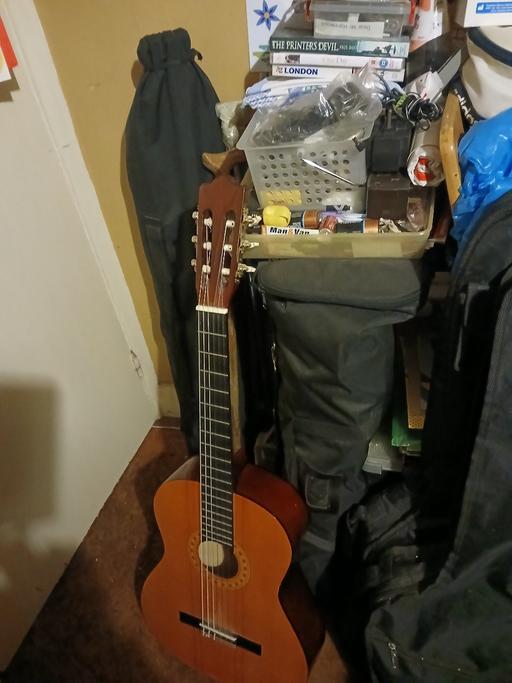 Buy & Sell North West London Queen`s Park - North West London - Photos for classical guitar