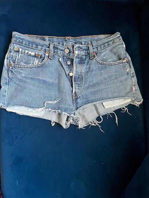 Buy & Sell South East London Old Kent Road - South East London - Photos for LEVIS LIGHT BLUE DENIM SHORTS