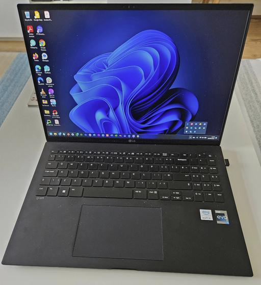 Buy & Sell West Midlands Sandwell - Photos for LG gram 16 16Z90Q i5-1240P, 16GB RAM Laptop