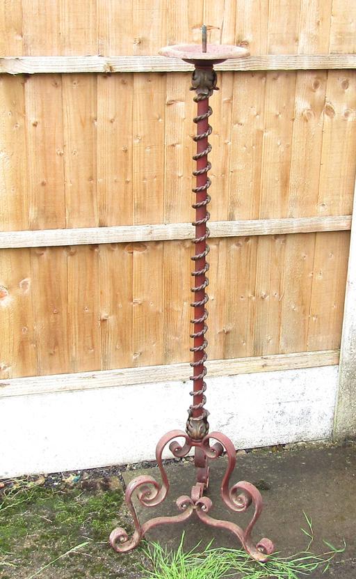 Buy & Sell West Midlands Sandwell - Photos for (#543) Church metal candle stick stand