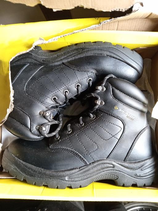 Buy & Sell West Midlands Dudley - Photos for BRAND NEW DUNLOP SAFETY BOOTS