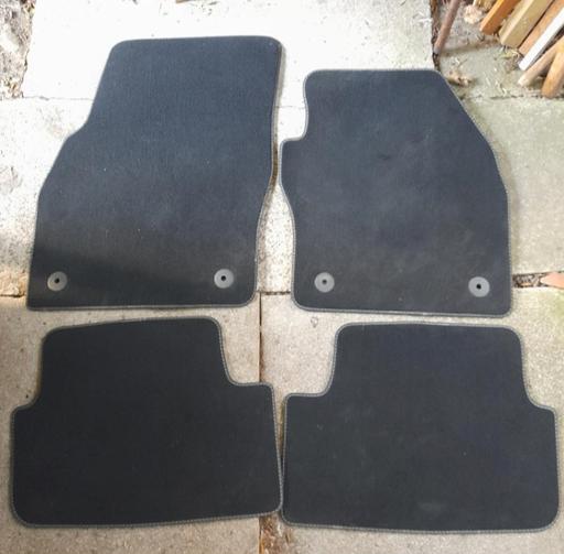 Vehicles Lancashire South Ribble - Photos for AUDI A1 CAR MATS