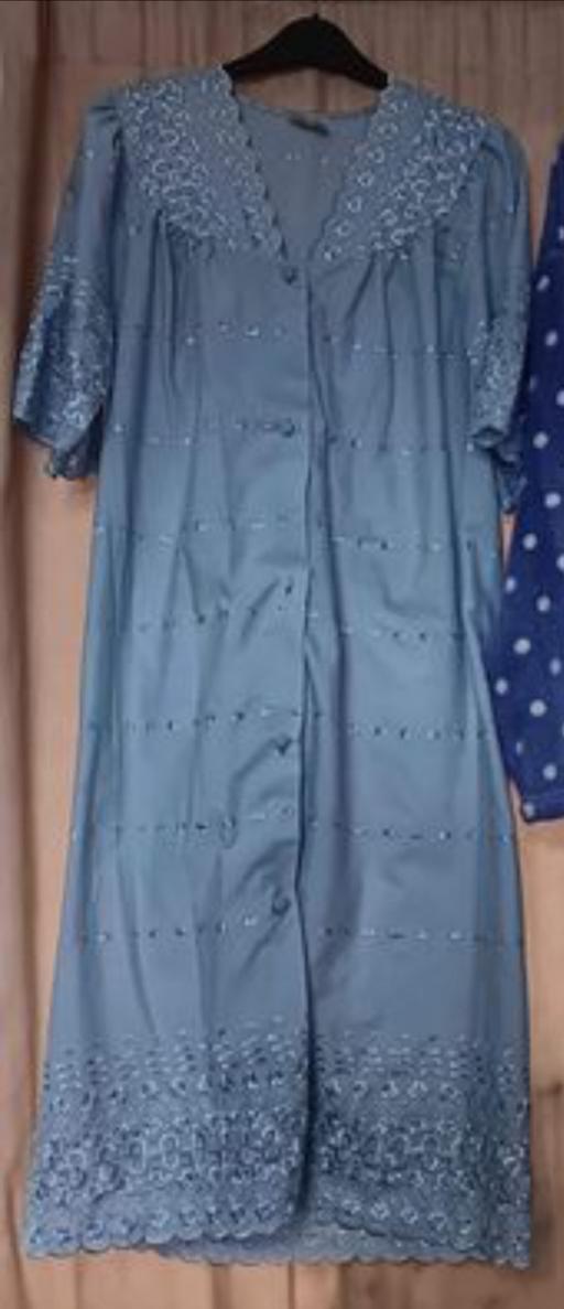 Buy & Sell West Midlands Walsall - Photos for Lightweight Dressing Gown 10/12