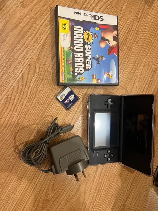 Buy & Sell South West London Wandsworth Road - South West London - Photos for Nintendo ds lite with 36 games card and Mario