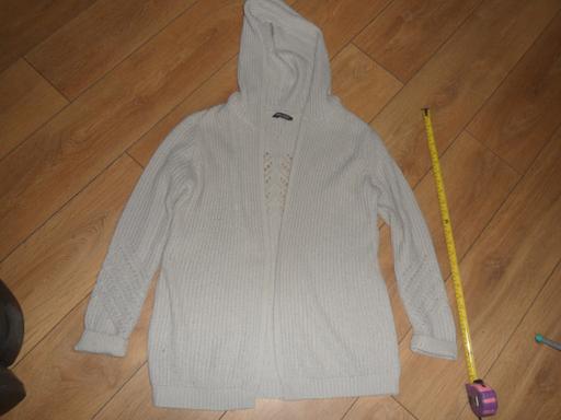 Buy & Sell Greater Manchester Manchester - Photos for LADIES ACRYLIC CARDI 14