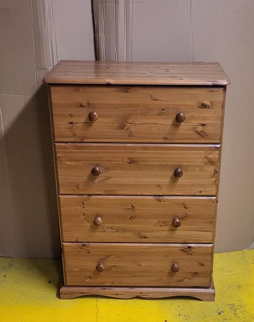 Buy & Sell West Yorkshire Bradford - Photos for Large Solid Pine 4 Drawers Chest