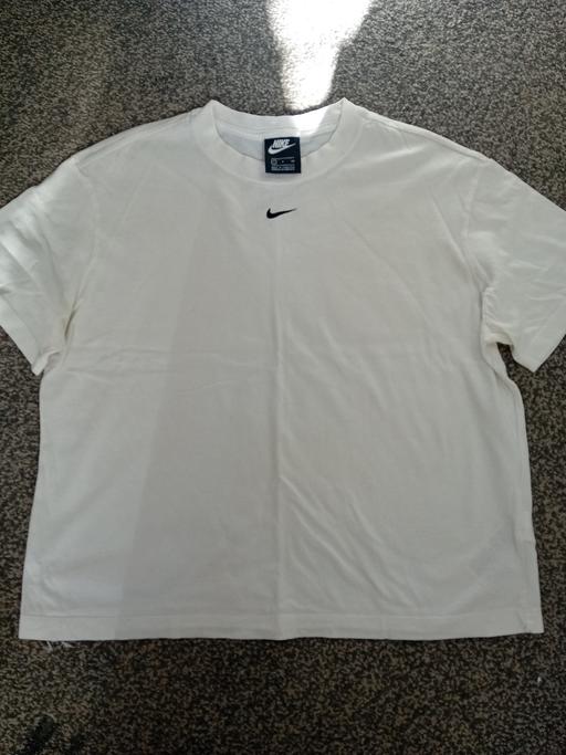 Buy & Sell Lancashire Blackpool - Photos for Nike Tshirt