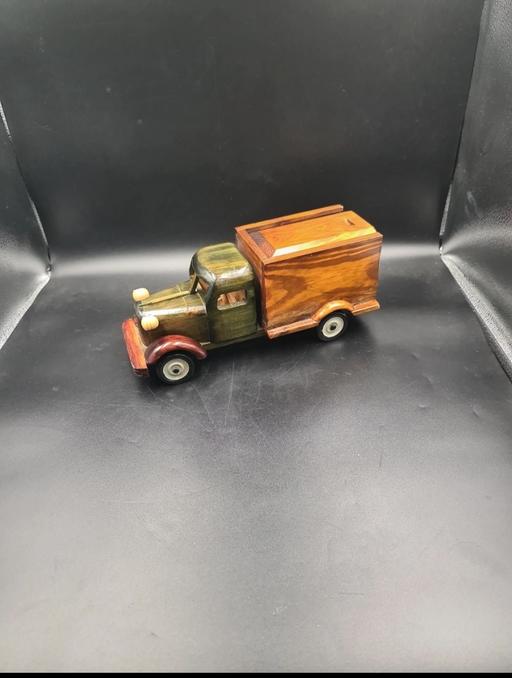 Buy & Sell Leicestershire Leicester - Photos for Antique Wooden Style Delivery Truck With Tri