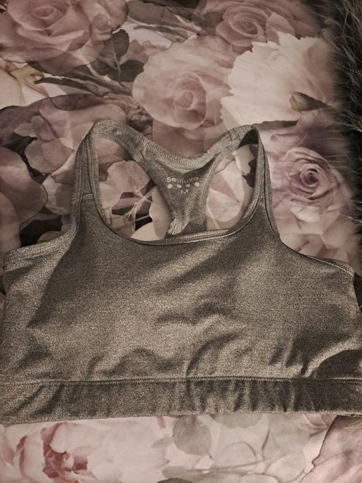 Buy & Sell South Yorkshire Sheffield - Photos for new sports bra