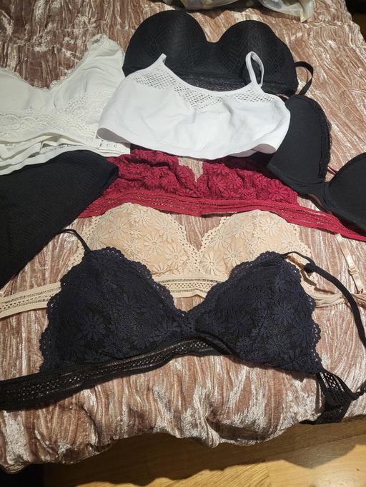 Buy & Sell North London Archway - North London - Photos for selection of bras x8