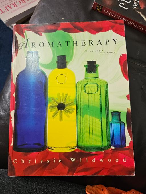 Buy & Sell South Yorkshire Sheffield - Photos for aromatherapy paperback book