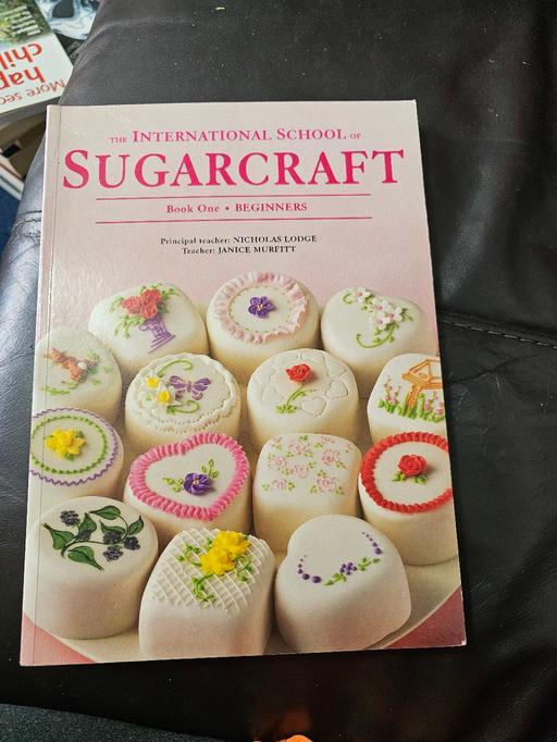 Buy & Sell South Yorkshire Sheffield - Photos for the international school of sugarcraft book