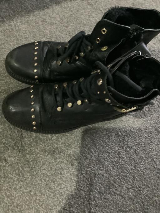 Buy & Sell West Midlands Walsall - Photos for Leather black boots size 7